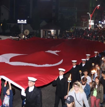 1-bartinda-cumhuriyet-yurulusu
