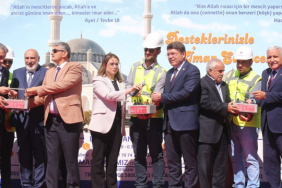 5-bin-kisilik-Bartin-Merkez-Camii-temeli-dualarla-atildi1
