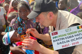Afrika-ulkesi-Maliye-Bartin-Esma-Hatun-Saglik-Ocagi-4