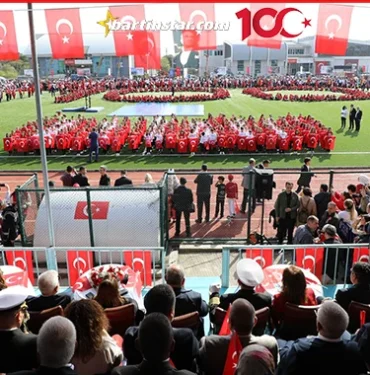 Bartinda-Cumhuriyetin-100.-Yil-coskusu