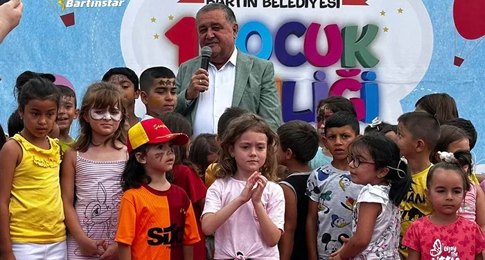 Bartın’ın çocukları, yaz tatilinin finalini 1. Çocuk Şenliği’yle yaptı