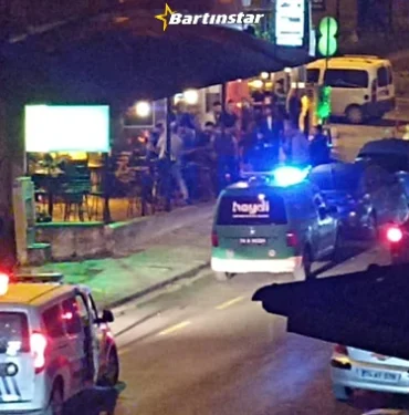 Eglence-mekani-karisti-4-polis-ekibi-birden-geldi