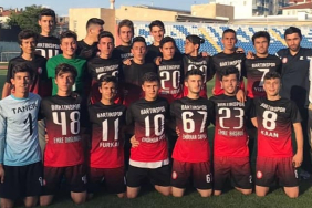 U17