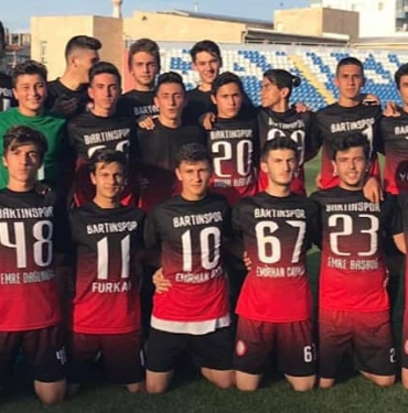 U17