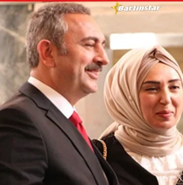abdulhamit-gul-bartina-geliyor