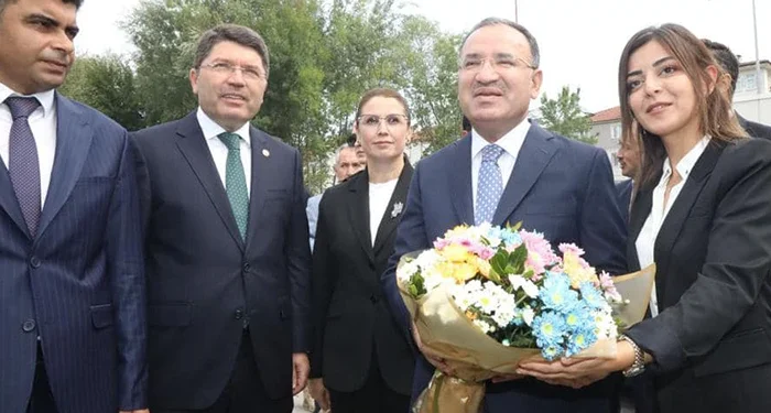 Adalet Bakanı Bartın’da duyurdu! Ev sahibi ve kiracıları ilgilendiriyor