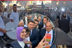 adalet-bakani-yilmaz-tunc-kumlucada-boyle-karsilandi