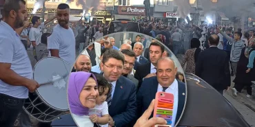 adalet-bakani-yilmaz-tunc-kumlucada-boyle-karsilandi