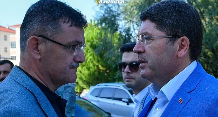 Adalet Bakanı ve Saadet’li vekil acılı başkanı yalnız bırakmadı
