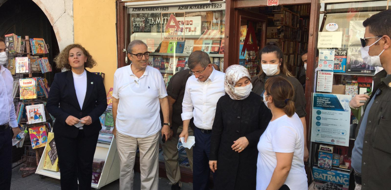 Yasemin Hanım öyle bir cümle kurdu ki; herkesi gölgede bıraktı