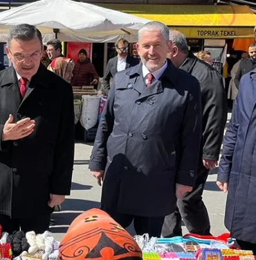 ak-parti-adaylari-pazar-ziyareti1
