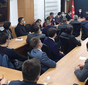 ak-parti-sosyal-mesafe-aut