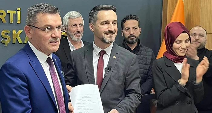 AK Parti’de ilk aday Mustafa Bozkurt: Birlikte kazanacağız