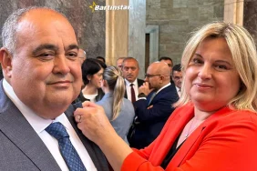 aldatmazin-rozetini-esi-fusun-hanim-takti