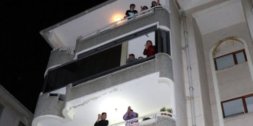 alkislar-saglik-calisanlarina