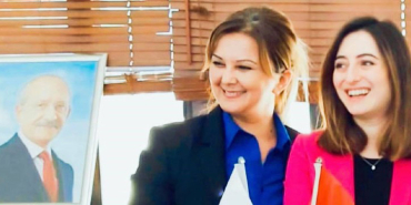 amasra-chp-kadin-kollari-baskani-istifa-etti