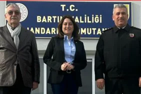 aysu-bankoglu-bartin-jandarma-komutani-ile-gorustu