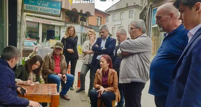 ‘Geçinemiyoruz’ diyen emekliye telefonunu verdi, numarasını aldı