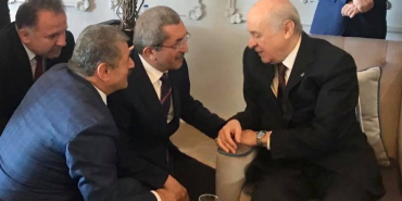 bahceliden-akina-yakin-ilgi