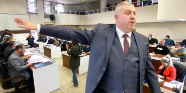 bartin-belediye-meclis-toplantisinda-huseyin-taner-cetin-sov