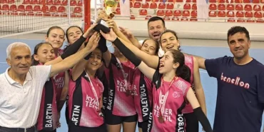 bartin-cumhuriyetc-ortaokulu-turkiye-ucuncusu