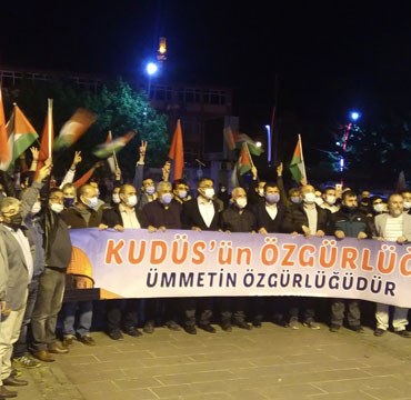 bartin-filistin-icin-sokaa-dokuldu4