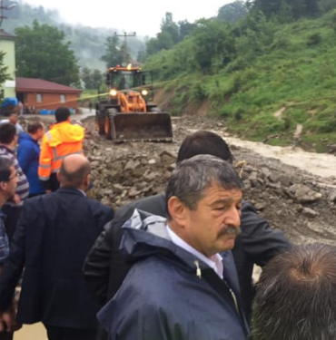 bartin-hasankadi-sel-facia-getirdi