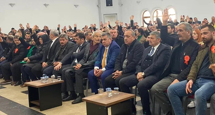 Bartın Kredi Kefalet’te Kadir Akal, Ulus’ta Mehmet Cüre ile yetki aldı
