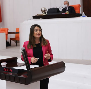 bartin-milletvekili-aysu-bankoglu