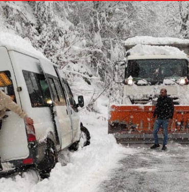 bartin-olus-ilcesinde-okullar-tatil-edildi