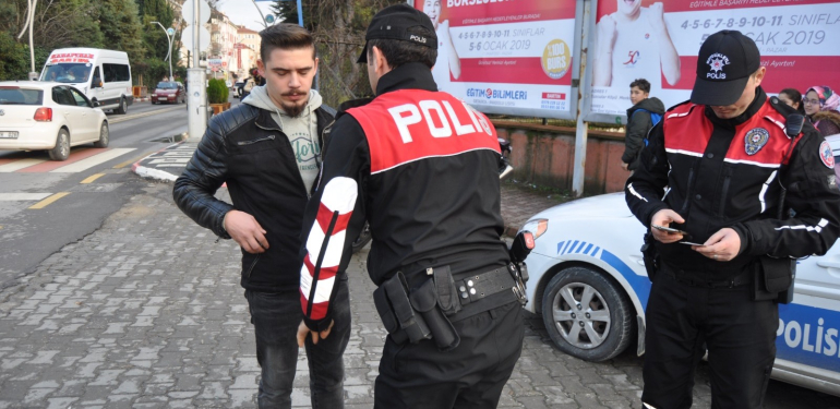Bartın polisinden sıkı denetim