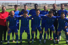bartin-universitesi-futbol-takimi-kupa-kaldirdi