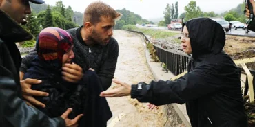 bartin-valisi-nurtac-arslan-kurtarma-calismasi