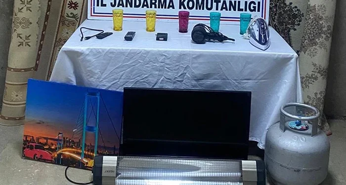 Garip bir hırsızlık vakası! Isıtıcı, uydu alıcı, halı…
