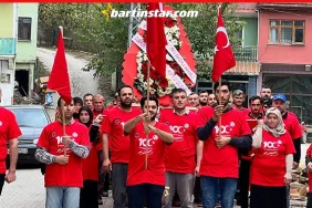 bartindan-cumhuriyet-bayrami-manzaralari