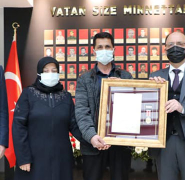 bartinin-sehidine-devlet-ovunc-madalyasi