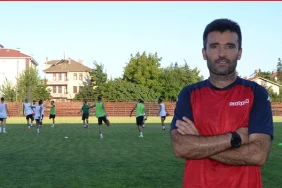 bartinspor-ozcan-karakiraz-ile-yollar-ayrildi