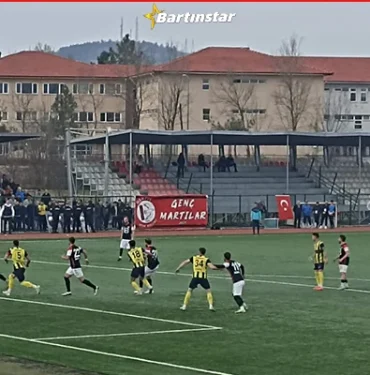 bartinspor-tribunlerini-hala-taraftara-acamadi-1