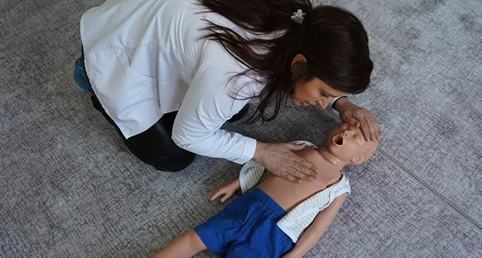 BARÜ deprem ve depremzedeler için çift koldan harekete geçti