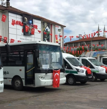 belediyenin-yeni-araclari-tanitildi