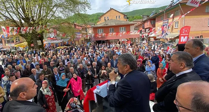 Hasankadı’da Cemal Akın’ın yüzünü güldüren miting