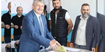 cemal-akin-oyunu-kullandi