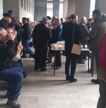 chp-bartin-merkez-ilce-pide-ayran-ikram-edildi