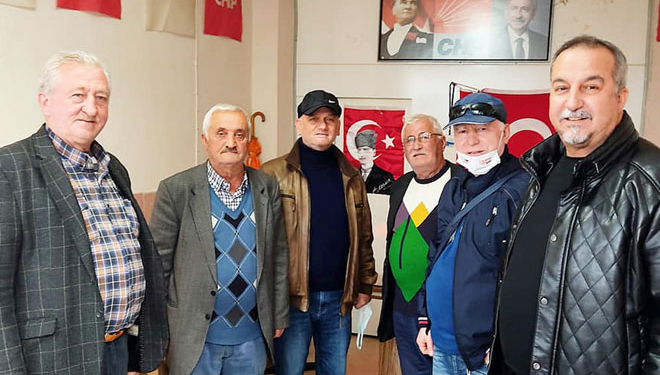 CHP, Kozcağız ve Hasankadı’da kömür-battaniye dağıttı