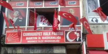 chp-pankarti-savcilik-talimatiyla-kaldirildi