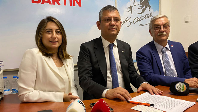 CHP’li Özgür Özel, Bartın Belediyesi ve Vali’yi hedef aldı: Not ettik