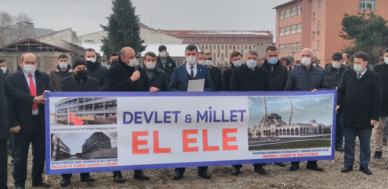 Diyanet Sen, külliye inşaatının devam etmesini istedi