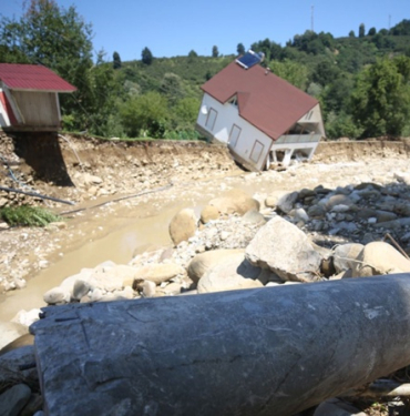 duzce-felaketi-yasadi