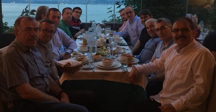 Kanlıca’da iftar arası siyaset
