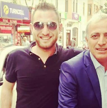 gokhan-orhan-babasi-mehmet-orhanla-birlikte